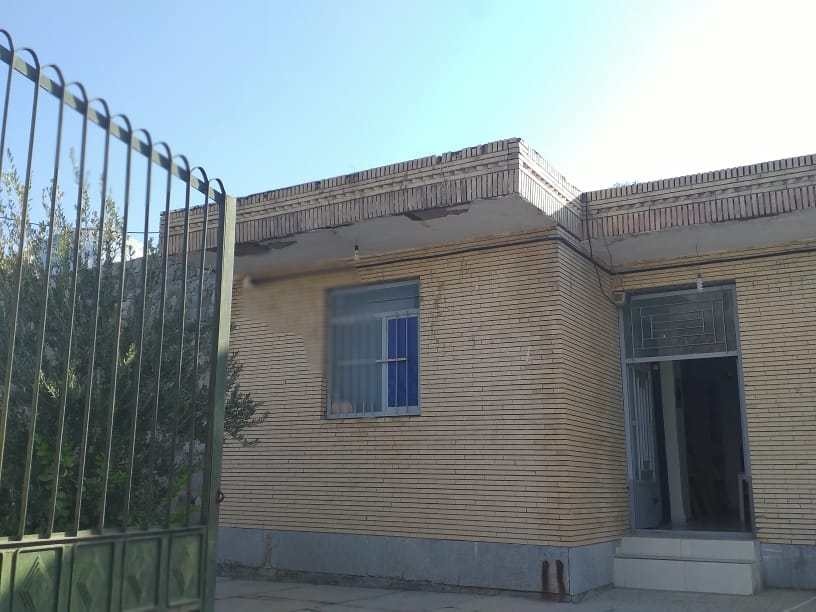 محوطه کتابخانه