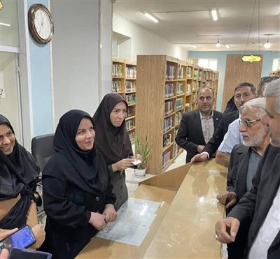 بازدید نماینده محترم جناب دکتر سعیدی از کتابخانه به مناسبت هفته کتاب